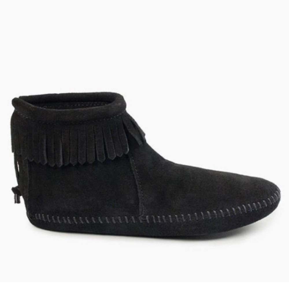 Minnetonka Back Zip Softsole Boot Size 7